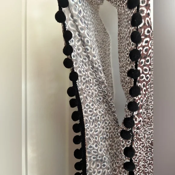 New Cotton Bleu Leopard Print semi-sheer beach cover up - Picture 7 of 8